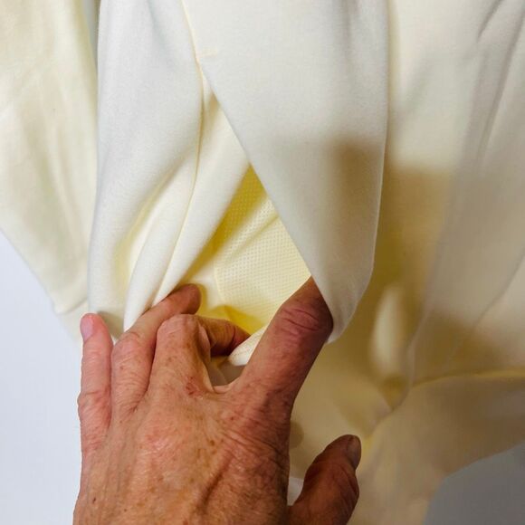 Fabletics Zaylee Funnel Neck Tunic Sweatshirt NWT $89.95 Ivory M/8 - Picture 3 of 11